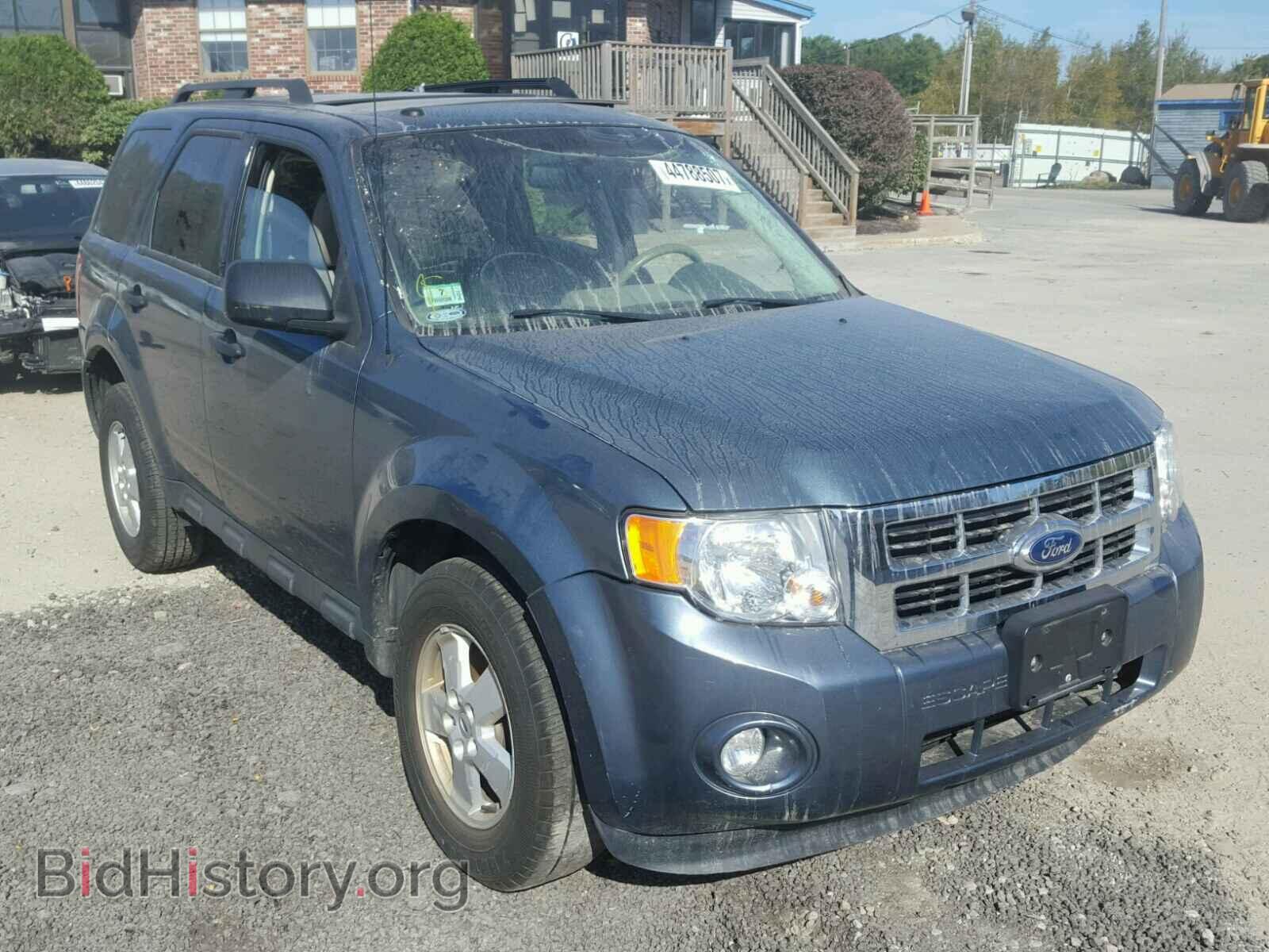 Фотография 1FMCU0D74BKB50396 - FORD ESCAPE 2011