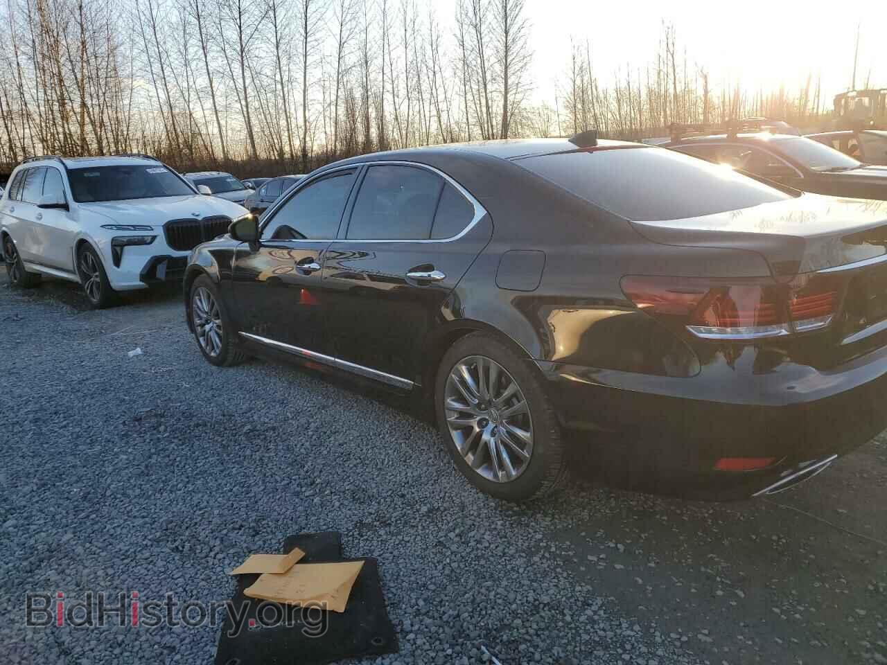 2014 LEXUS LS460 - VIN: JTHBL5EF3E5132656 - Photo 2