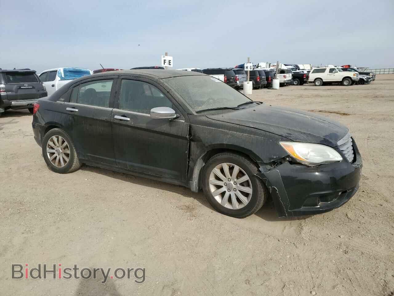 2013 CHRYSLER 200 - VIN: 1C3CCBCG2DN602002 - Фото 4