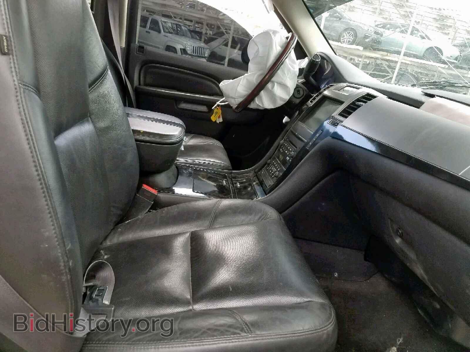2011 CADILLAC ESCALADE - VIN: 1GYS4AEF3BR324732 - Фото 5