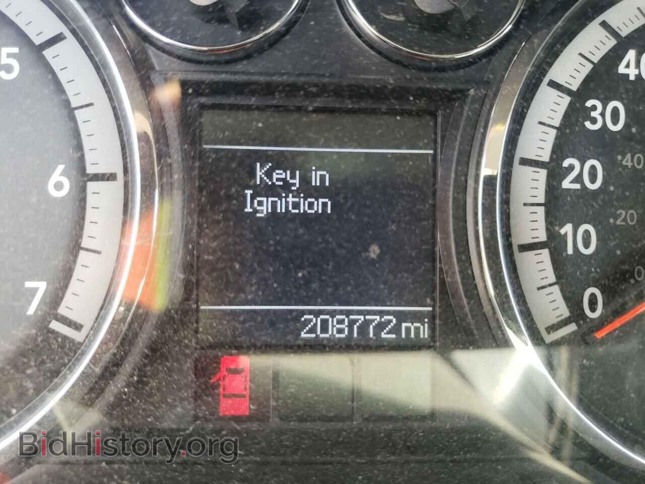 2010 DODGE RAM 1500 - VIN: 1D7RV1GT7AS207219 - Фото 8