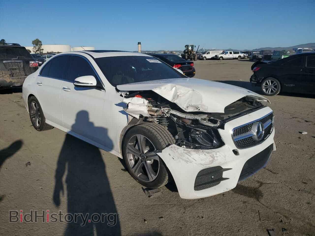 2020 MERCEDES-BENZ E-CLASS - VIN: WDDZF8DB3LA751629 - Фото 4