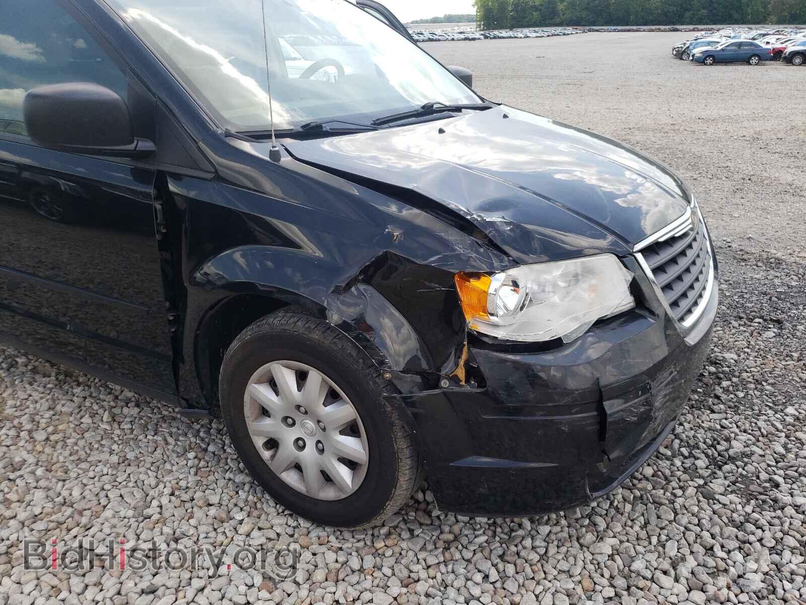 2008 CHRYSLER MINIVAN - VIN: 2A8HR44H28R635814 - Фото 9
