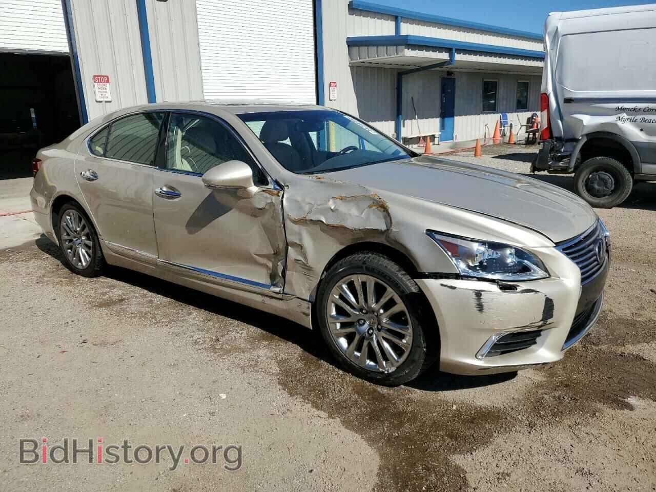 2014 LEXUS LS460 - VIN: JTHBL5EF3E5127764 - Photo 4