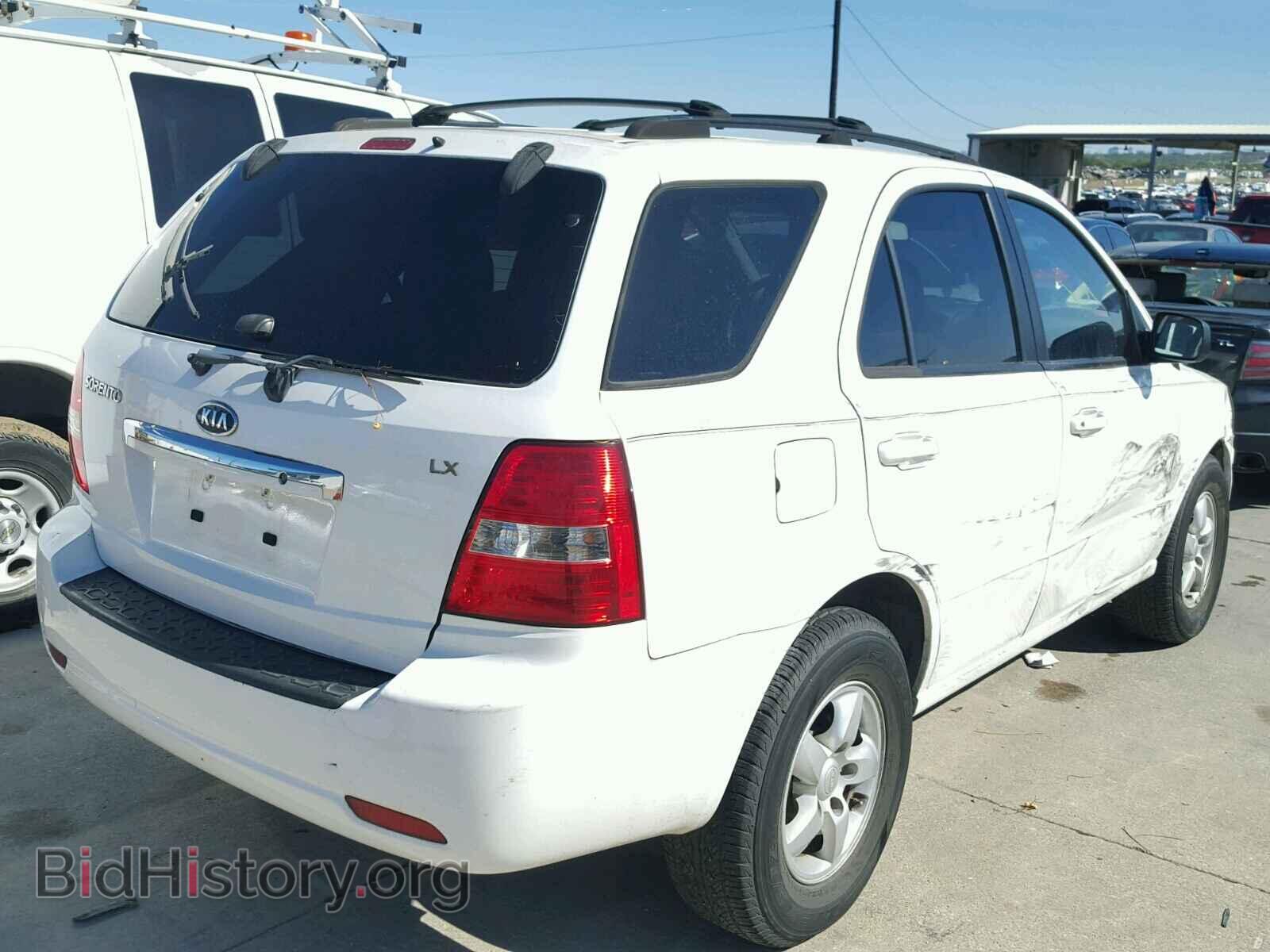 2007 KIA SORENTO - VIN: KNDJC736575692452 - Фото 4