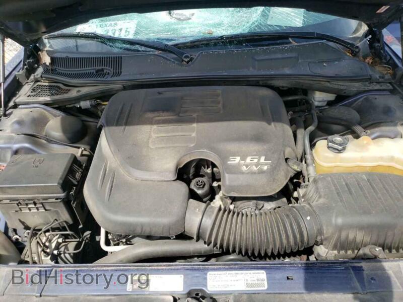 2014 Dodge CHALLENGER (VIN 2C3CDYAG2EH152882) — photo 7 of 10