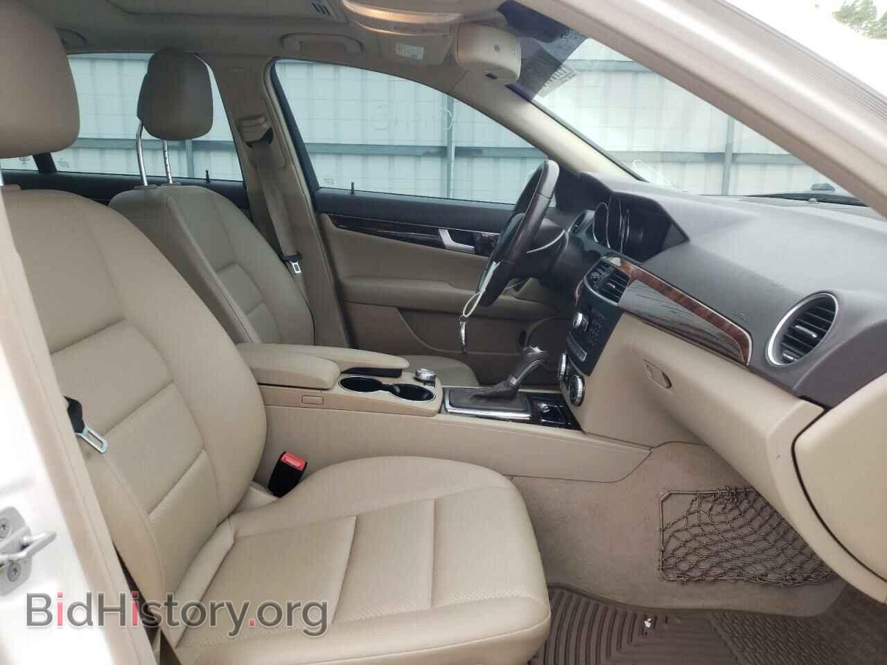 2014 MERCEDES-BENZ C-CLASS - VIN: WDDGF8AB1EG242568 - Фото 5