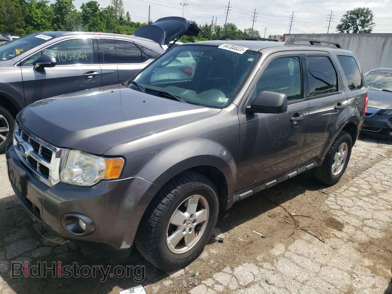 2011 FORD ESCAPE - VIN: 1FMCU0D78BKC05951 - Фото 2