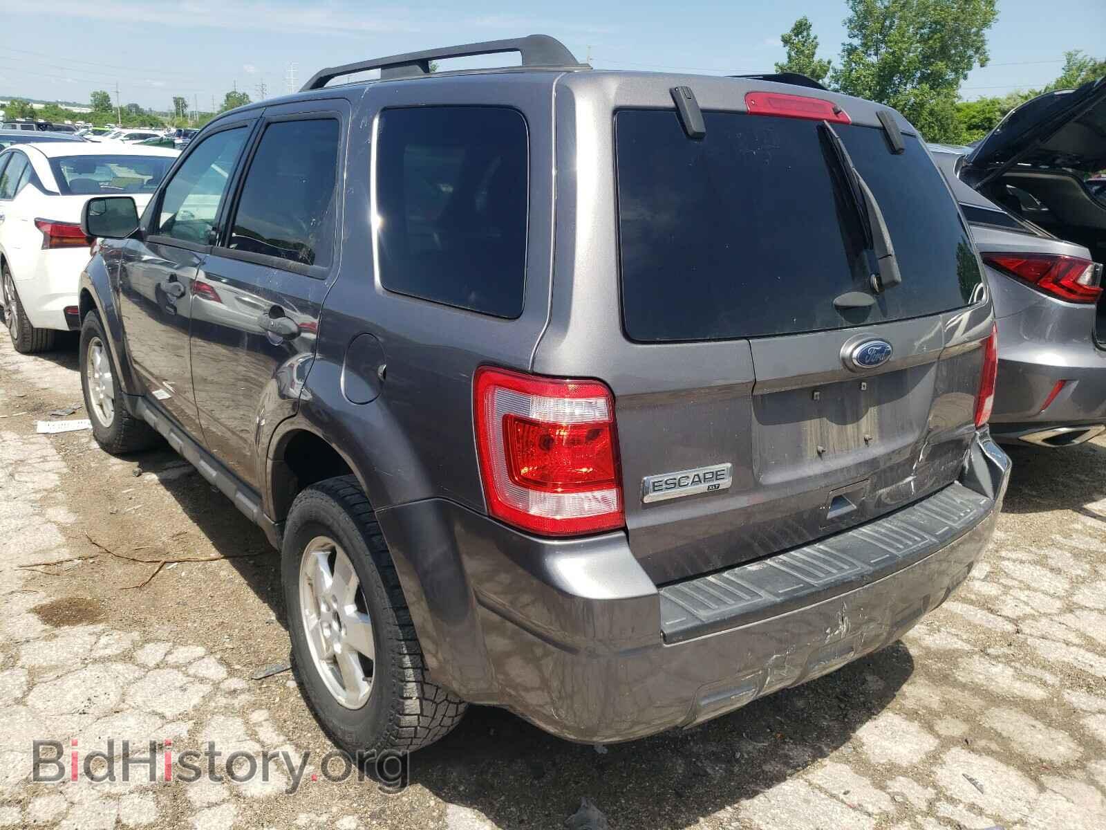 2011 FORD ESCAPE - VIN: 1FMCU0D78BKC05951 - Фото 3
