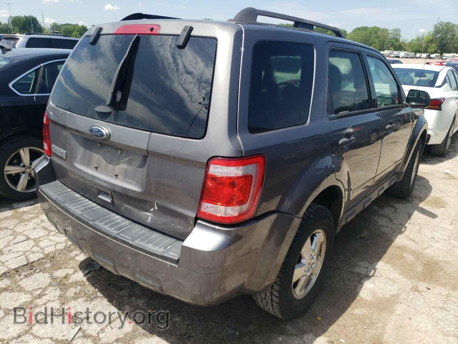 2011 FORD ESCAPE - VIN: 1FMCU0D78BKC05951 - Фото 4