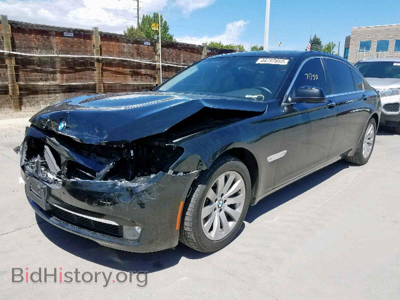 2011 BMW 7 SERIES - VIN: WBAKC8C51BC432780 - Фото 2