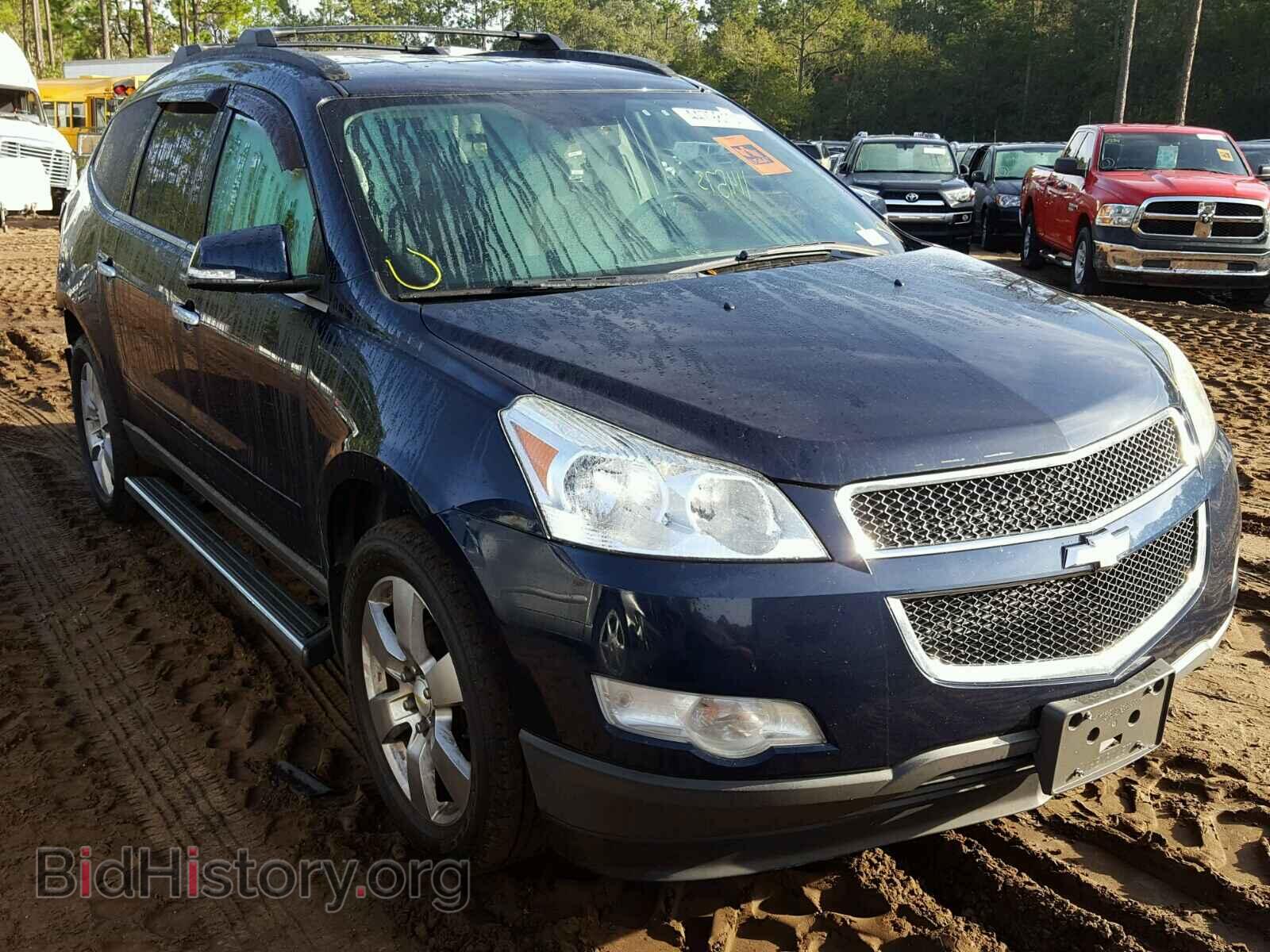 Фотография 1GNKRGED4BJ402319 - CHEVROLET TRAVERSE 2011