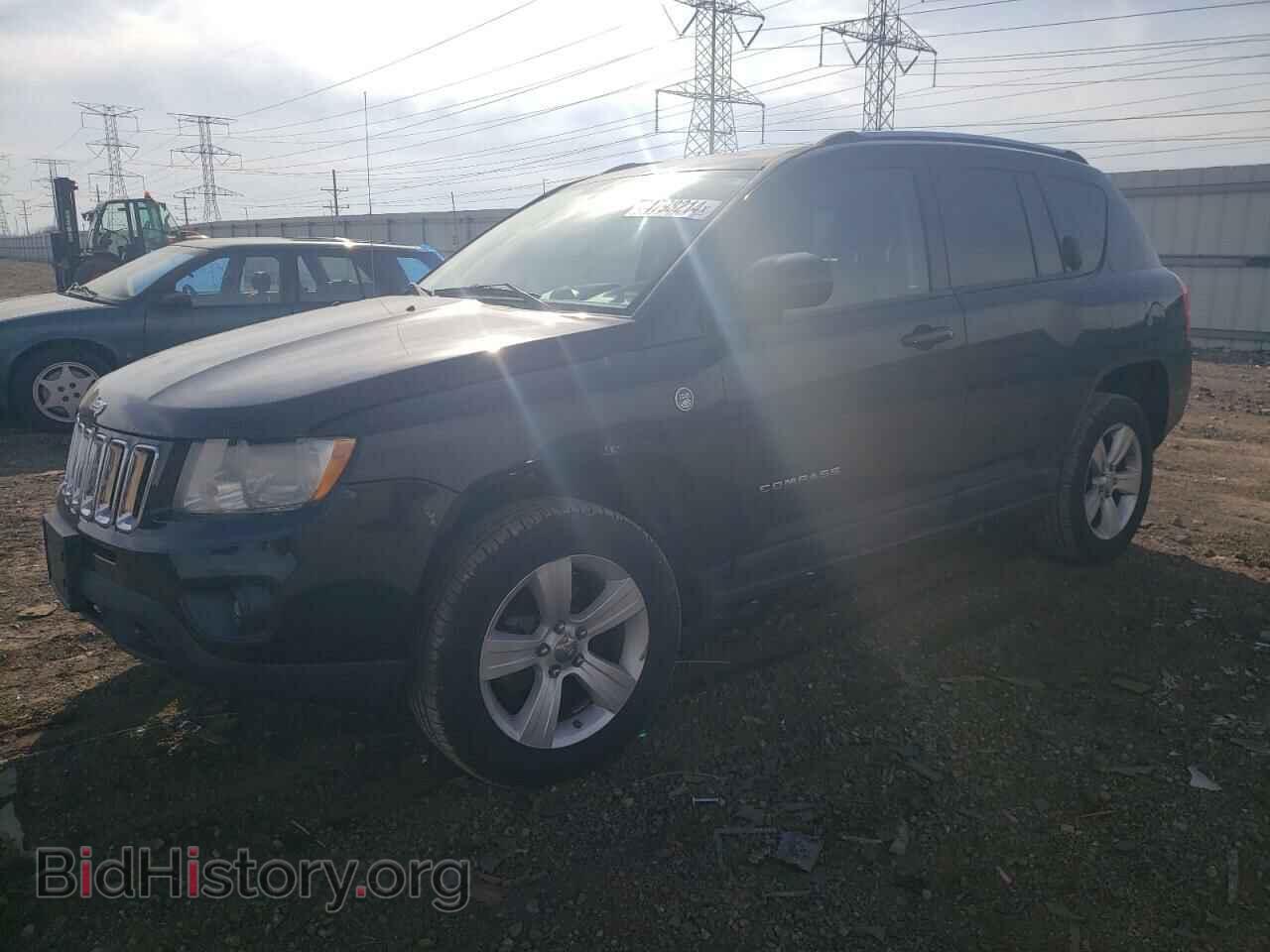 Photo 1J4NF5FB9BD158286 - JEEP COMPASS 2011