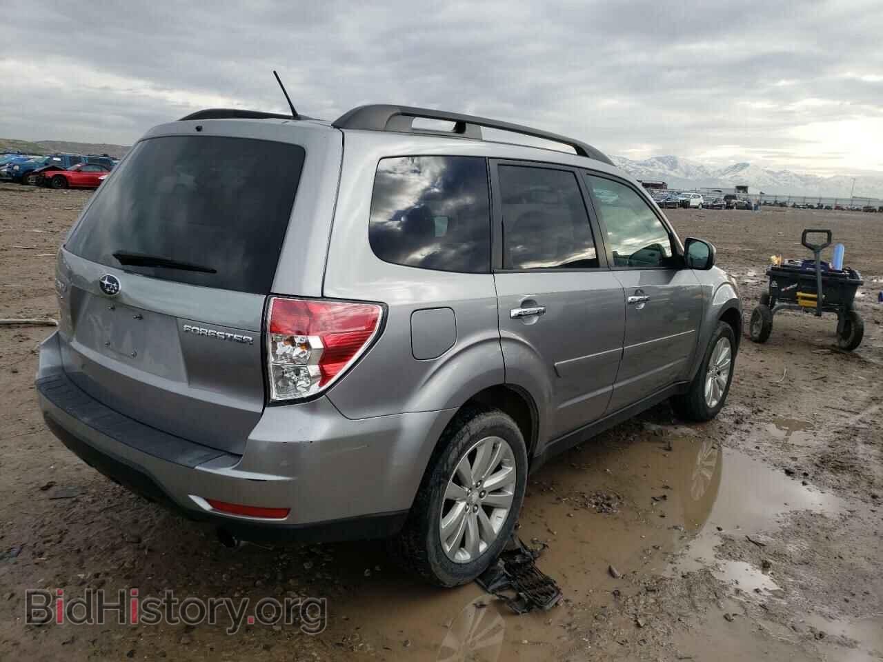 2011 SUBARU FORESTER - VIN: JF2SHBDC0BH738467 - Фото 3