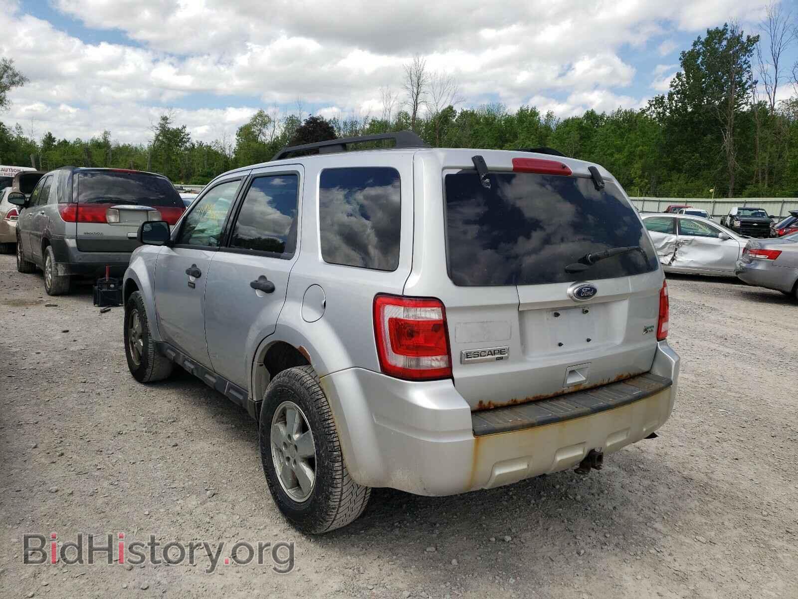 2011 FORD ESCAPE - VIN: 1FMCU0DG6BKC22375 - Фото 3