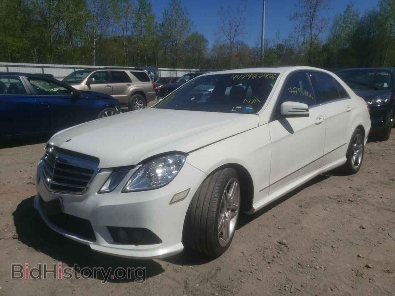 2010 MERCEDES-BENZ E-CLASS - VIN: WDDHF8HB3AA071748 - Фото 2
