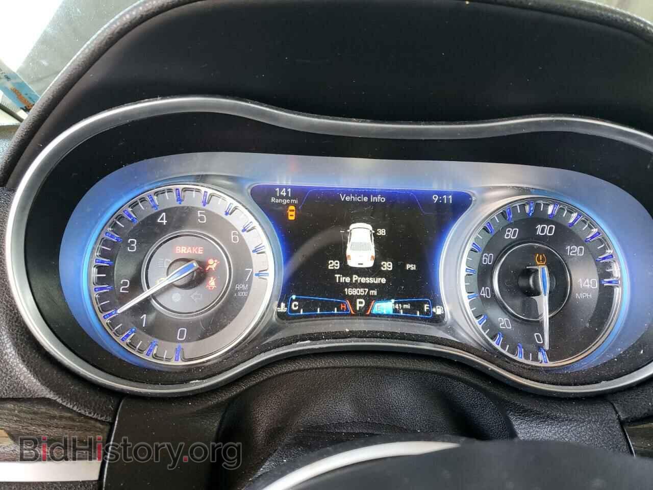 2017 CHRYSLER 300 - VIN: 2C3CCAAG5HH646975 - Фото 9
