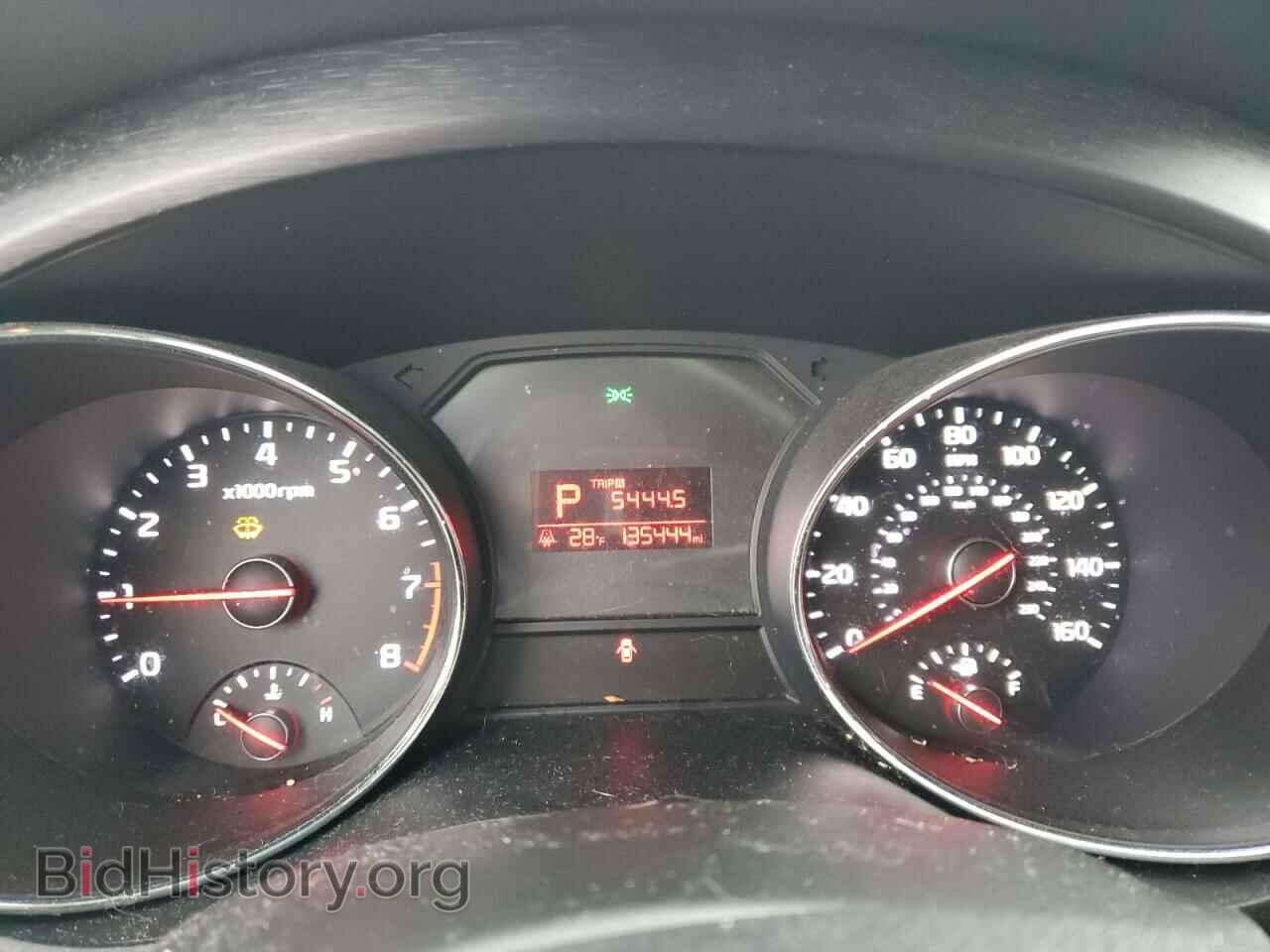 2016 KIA All Models - VIN: KNDMB5C17G6201754 - Фото 9