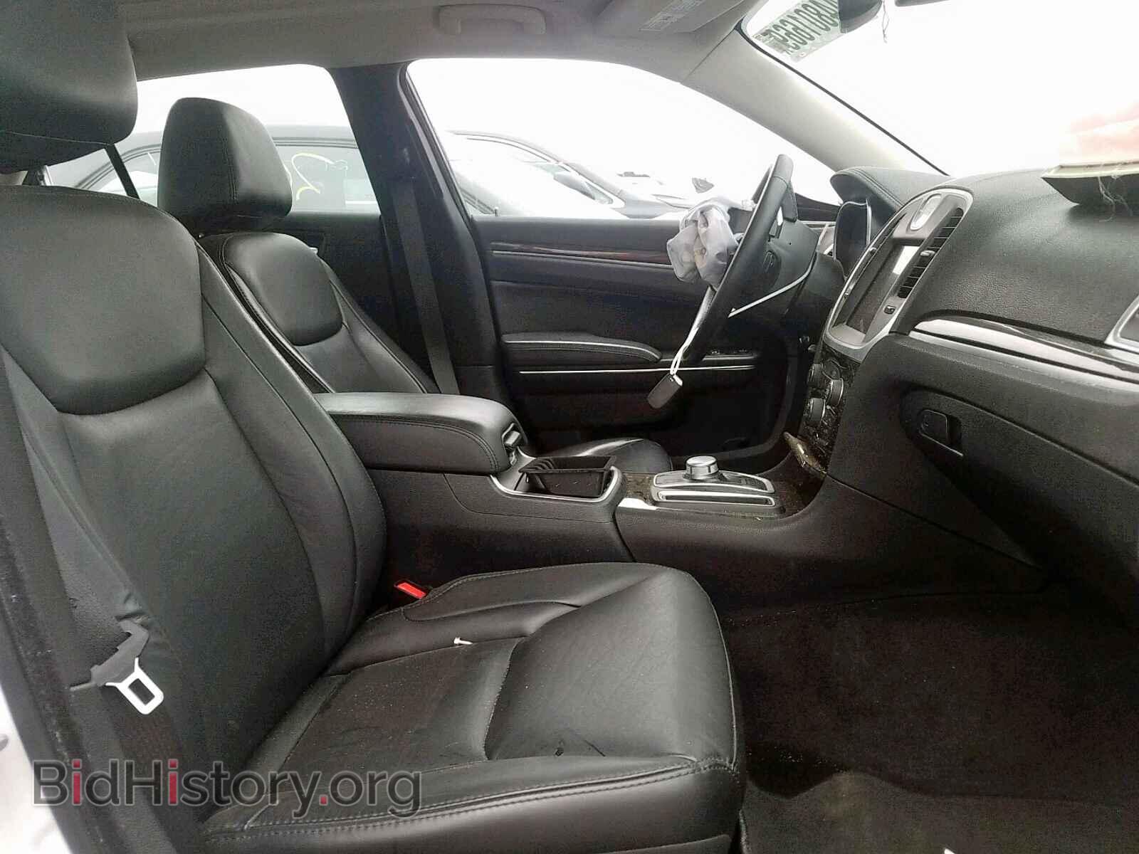 2017 CHRYSLER 300 - VIN: 2C3CCAAG5HH588057 - Фото 5