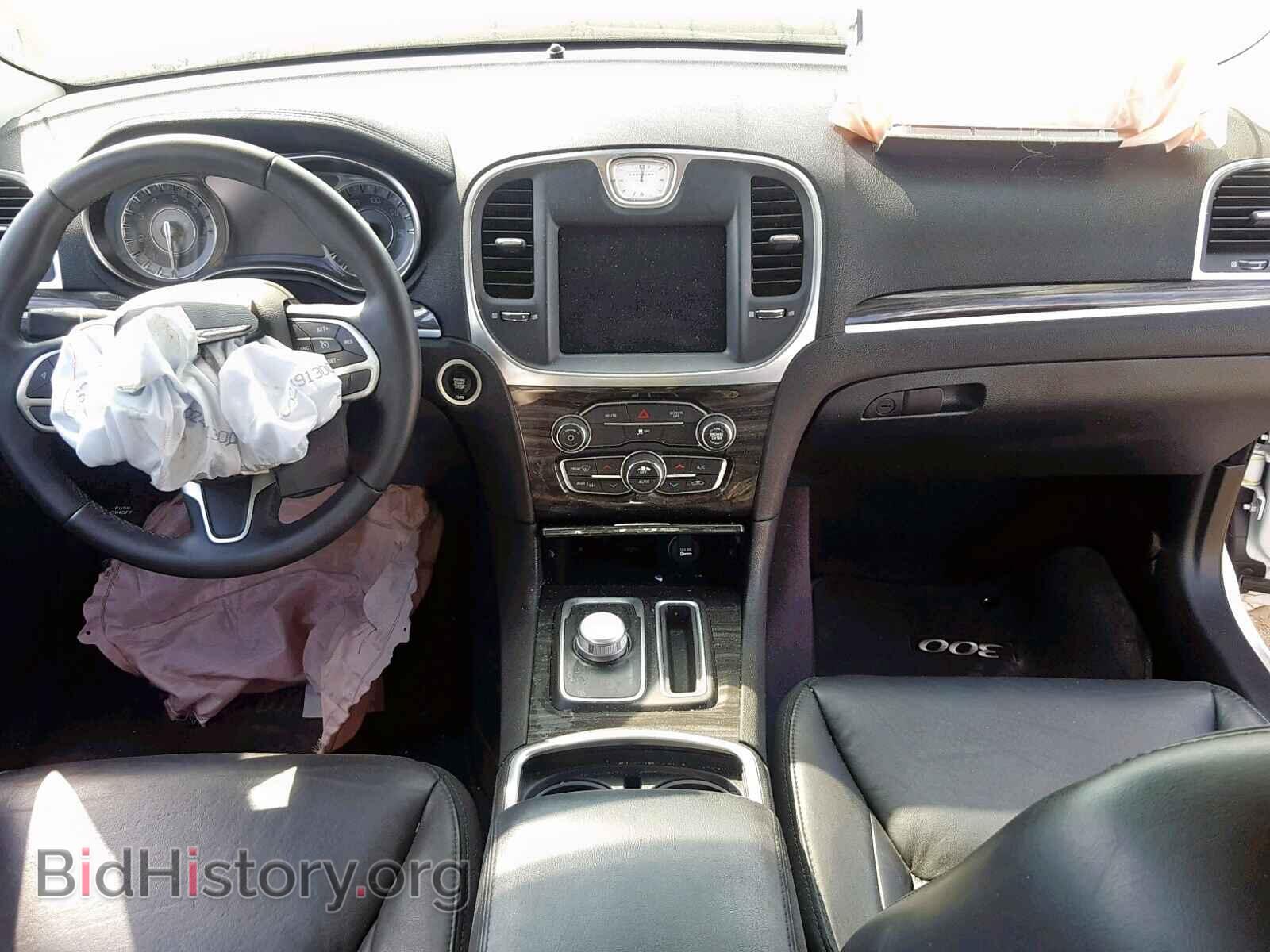 2017 CHRYSLER 300 - VIN: 2C3CCAAG5HH588057 - Фото 9