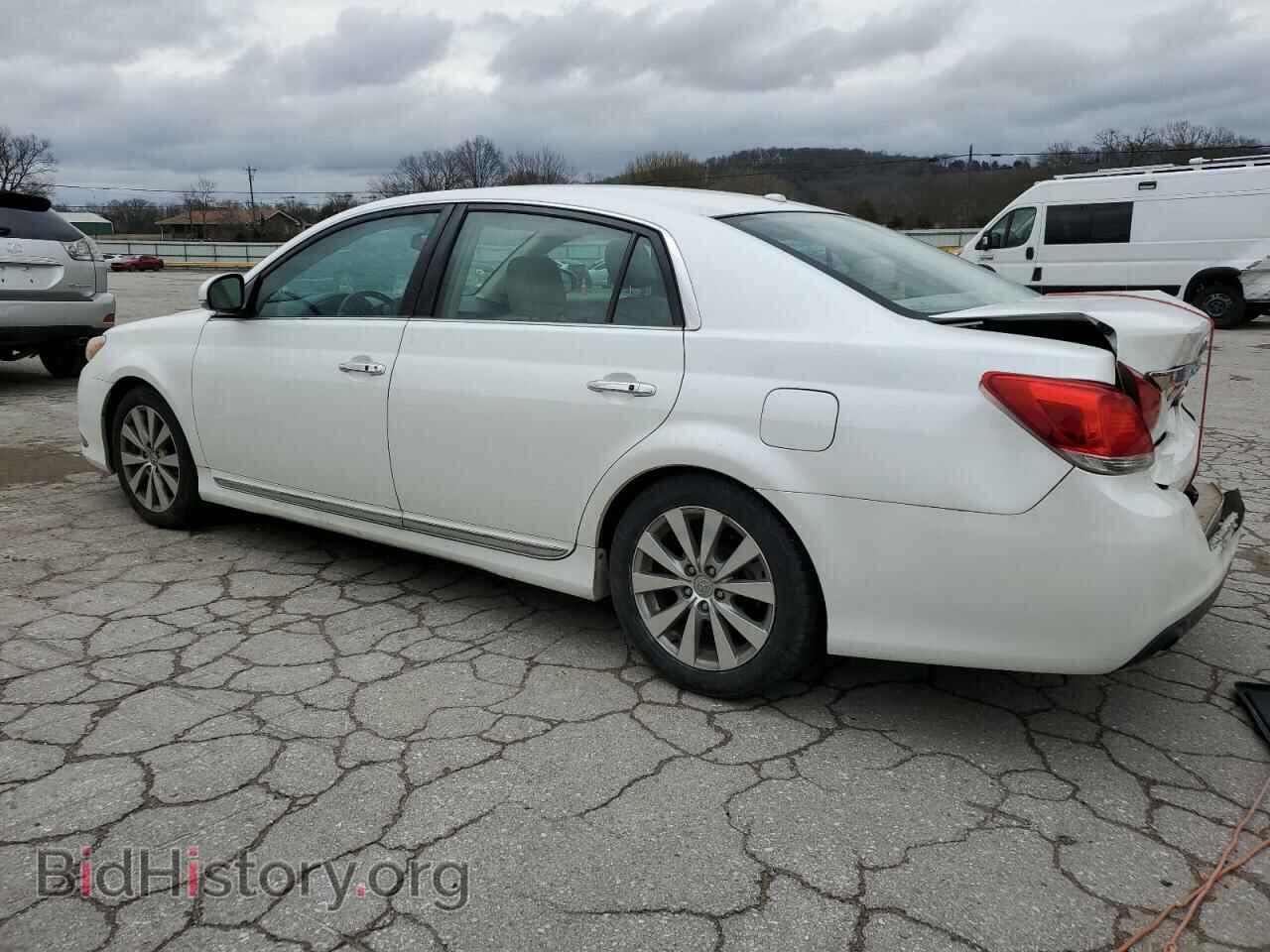 2011 TOYOTA AVALON - VIN: 4T1BK3DB1BU385320 - Фото 2
