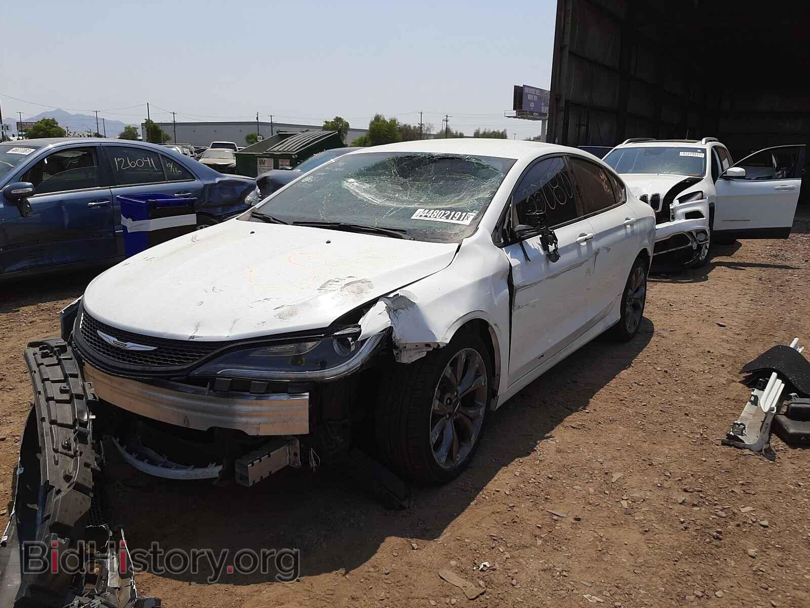 2015 CHRYSLER 200 - VIN: 1C3CCCBB3FN652292 - Фото 2