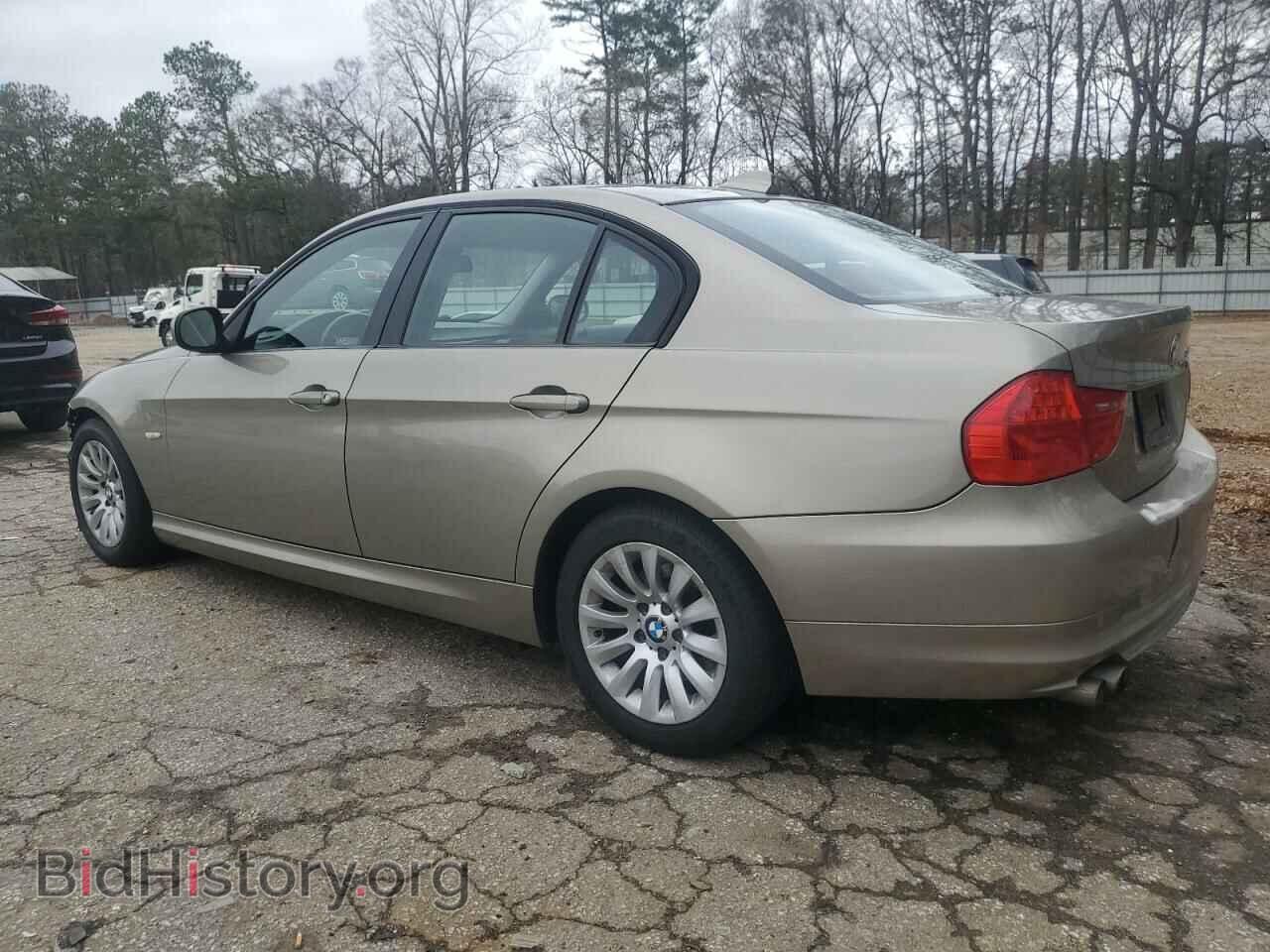2009 BMW 3 SERIES - VIN: WBAPH77599NL82155 - Фото 2