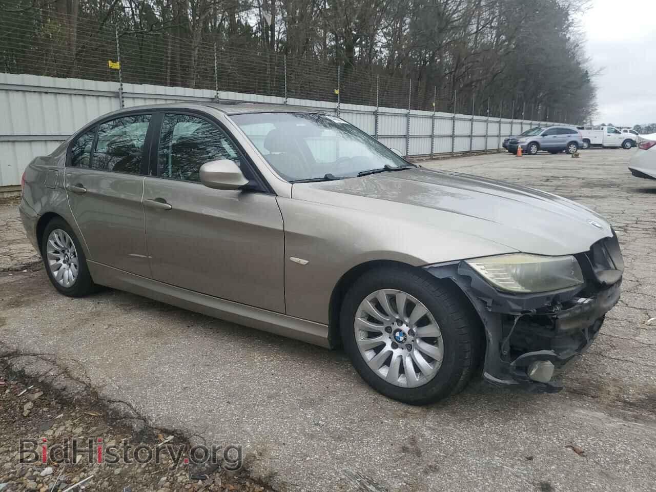 2009 BMW 3 SERIES - VIN: WBAPH77599NL82155 - Фото 4