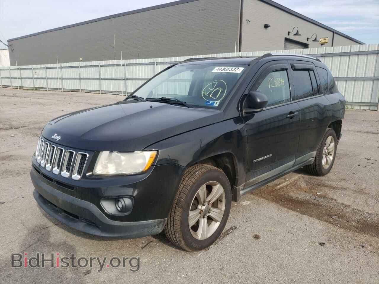 2011 JEEP COMPASS - VIN: 1J4NF1FB8BD206921 - Photo 2
