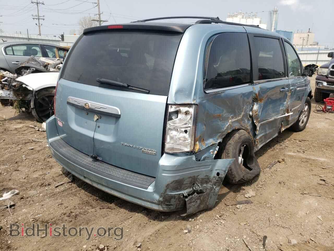 2009 CHRYSLER MINIVAN - VIN: 2A8HR54129R527526 - Фото 4