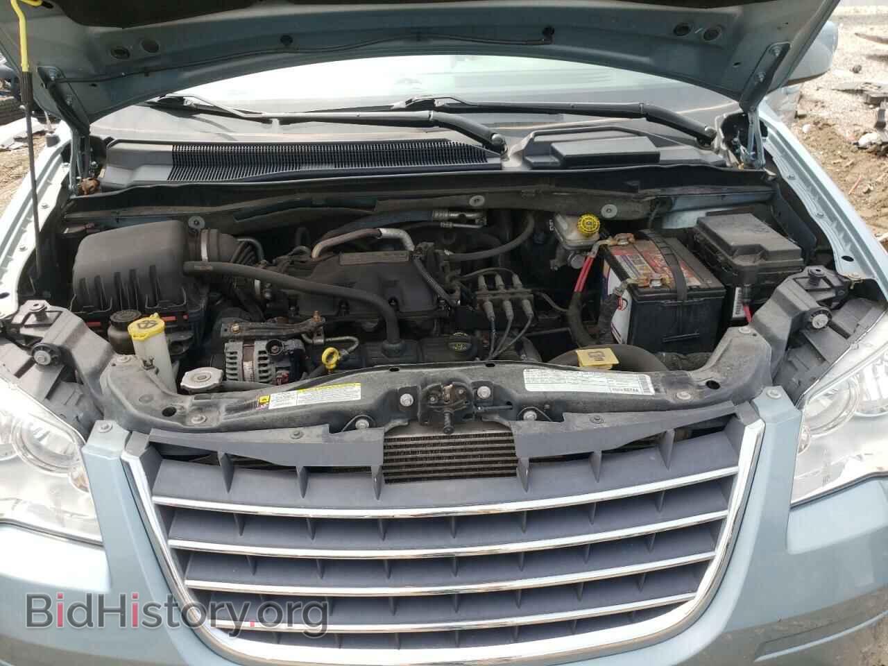 2009 CHRYSLER MINIVAN - VIN: 2A8HR54129R527526 - Фото 7