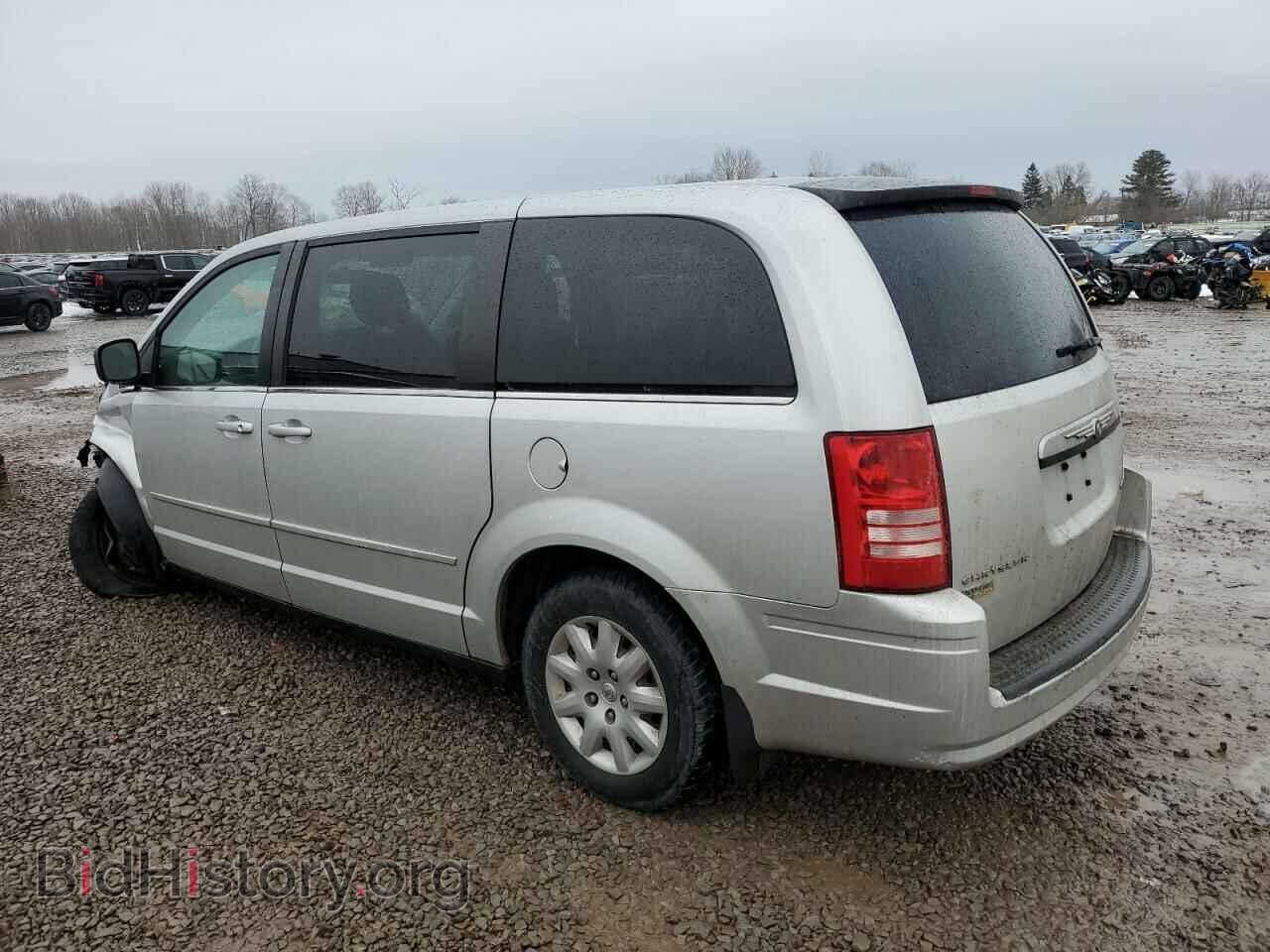 2010 CHRYSLER MINIVAN - VIN: 2A4RR4DE2AR104436 - Photo 2