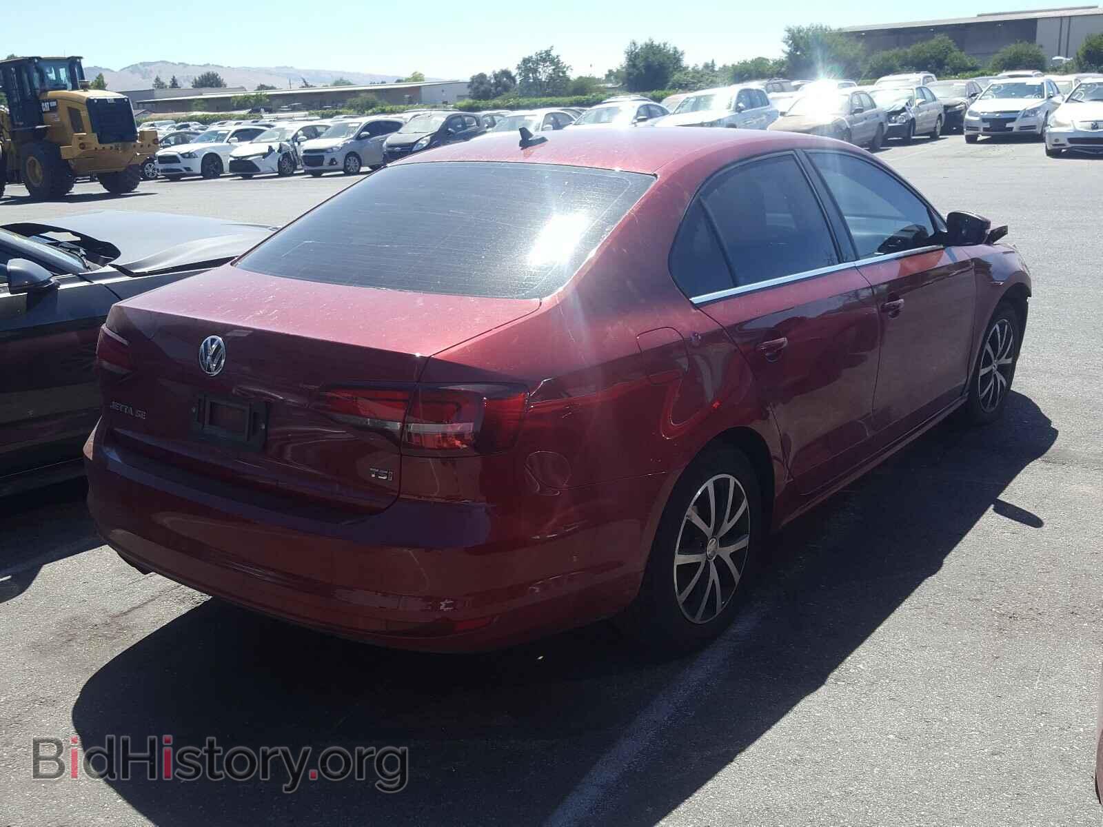 2017 VOLKSWAGEN JETTA - VIN: 3VWDB7AJ2HM201285 - Фото 4