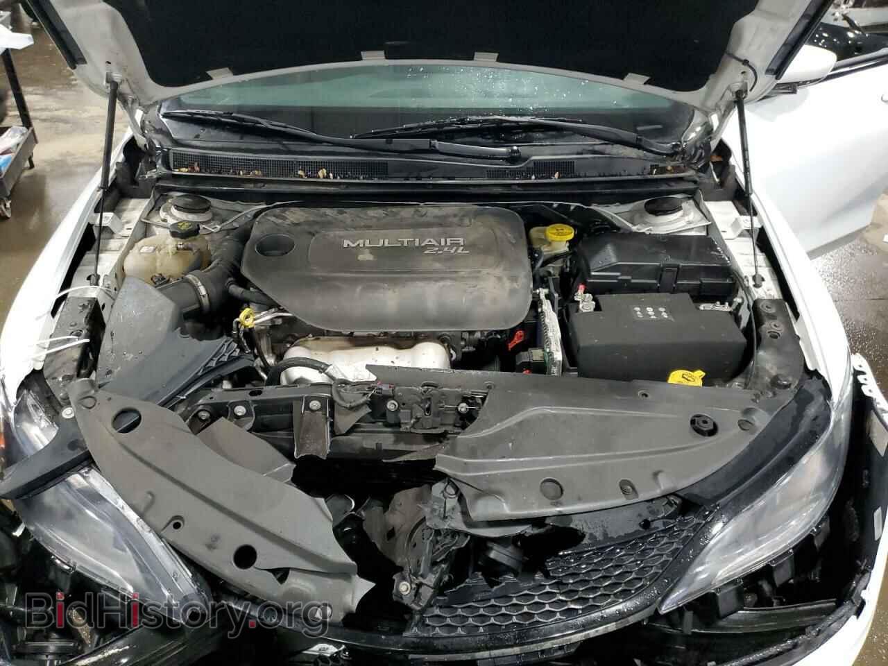 2016 CHRYSLER 200 - VIN: 1C3CCCBB2GN185092 - Фото 11