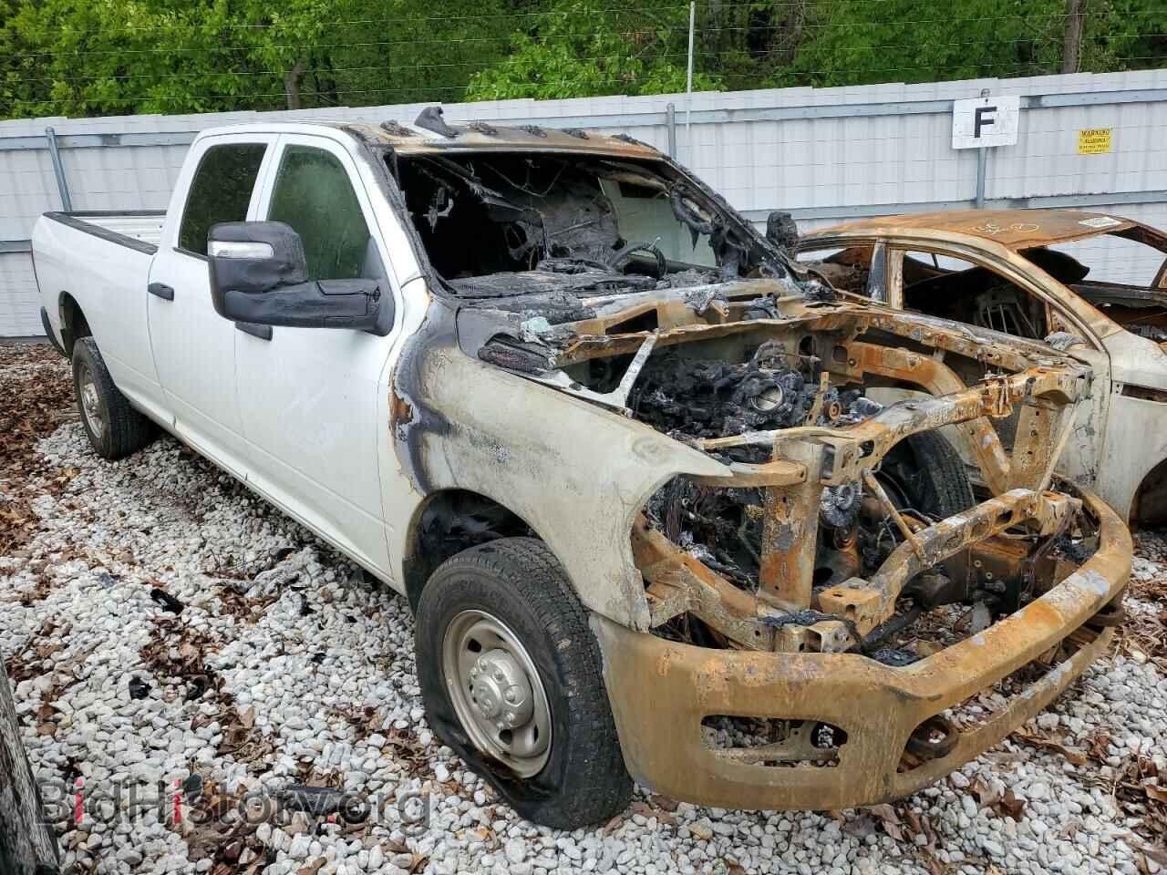 2023 RAM 2500 - VIN: 3C6UR4HJ3PG609804 - Фото 4