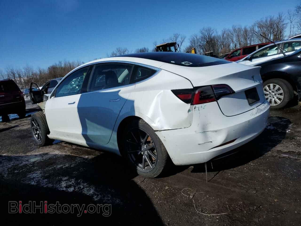 2018 TESLA MODEL 3 - VIN: 5YJ3E1EB2JF131271 - Photo 2