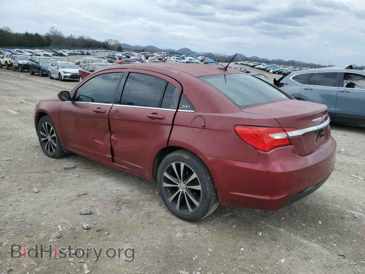 2013 CHRYSLER 200 - VIN: 1C3CCBBB8DN602463 - Фото 2
