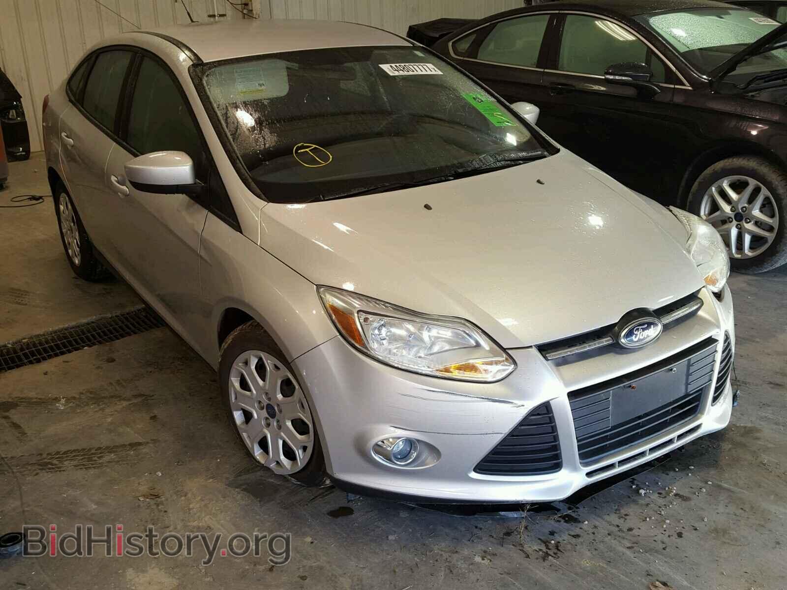 Photo 1FAHP3F28CL346055 - FORD FOCUS 2012