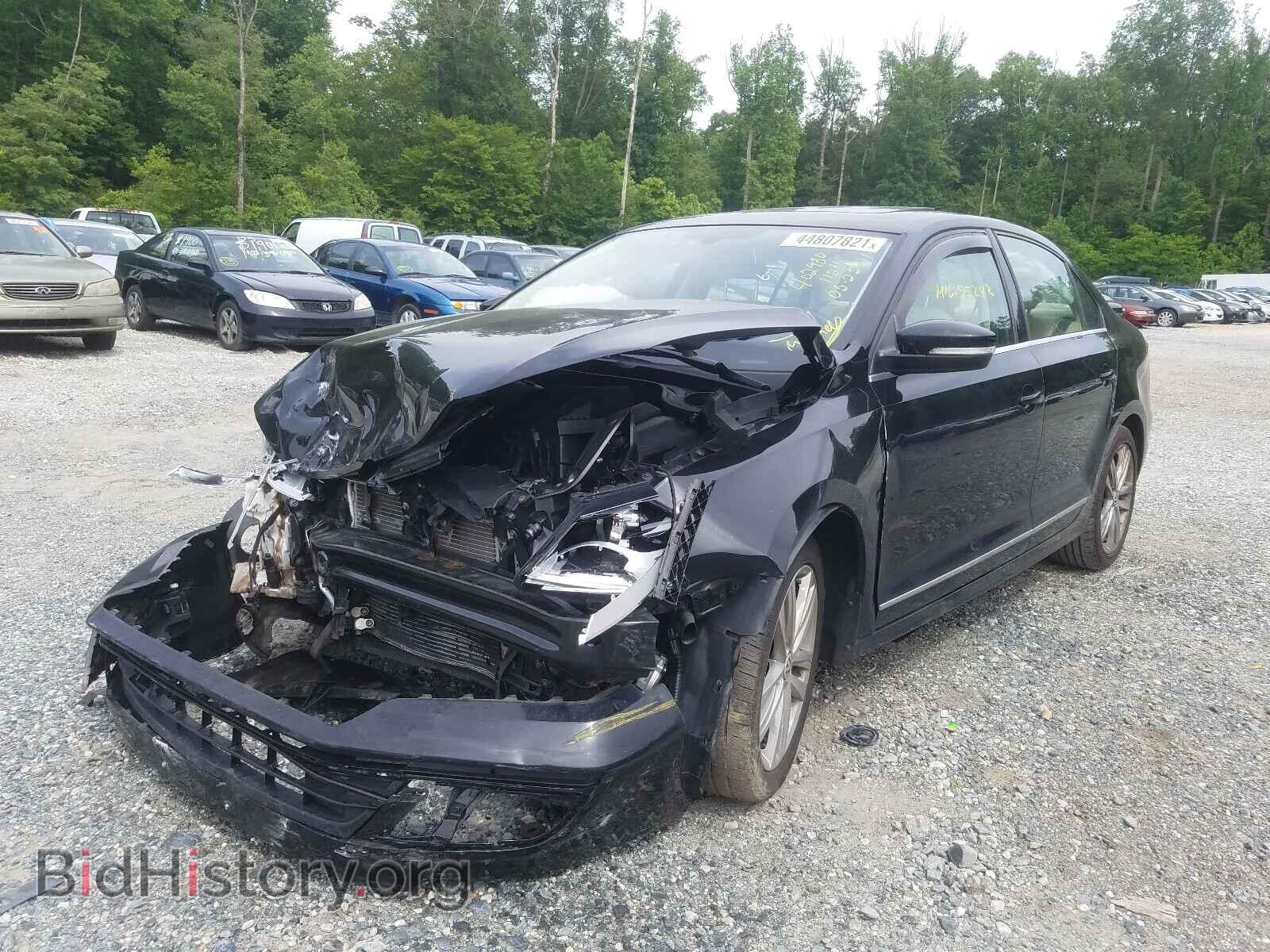 2017 VOLKSWAGEN JETTA - VIN: 3VWL17AJ7HM211857 - Фото 2