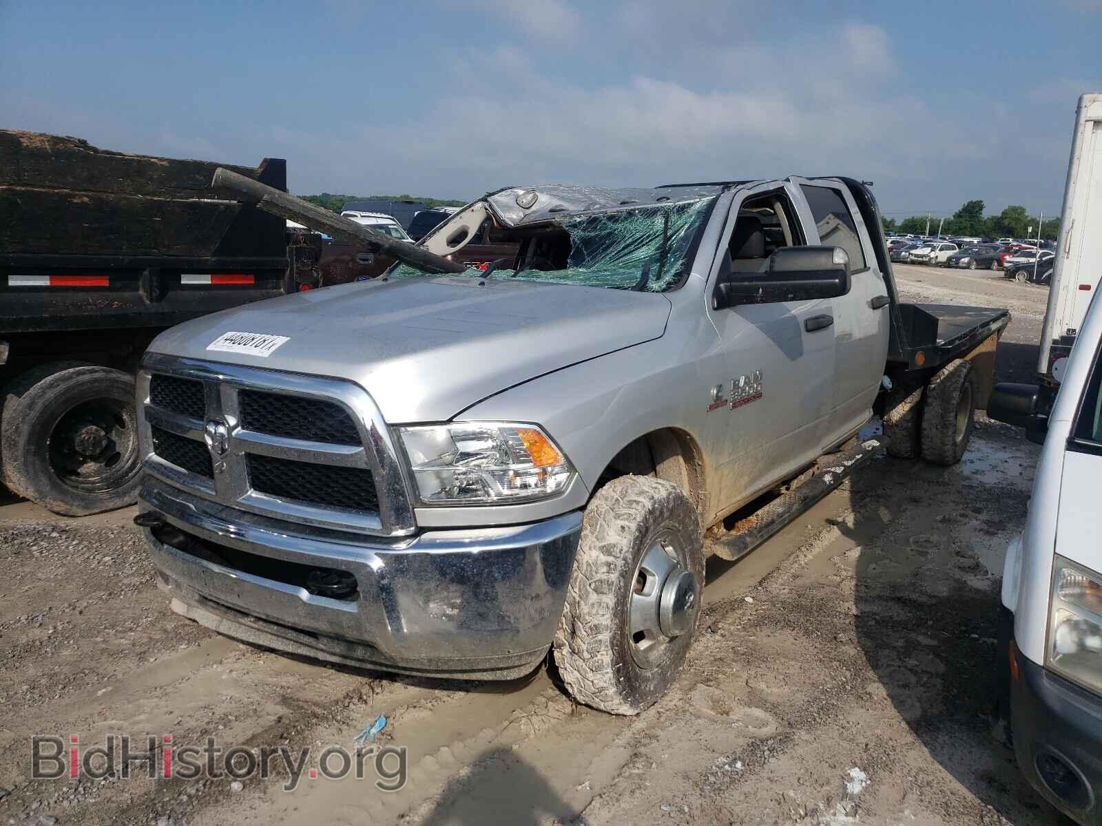 2018 RAM 3500 - VIN: 3C7WRTCL9JG387557 - Фото 2