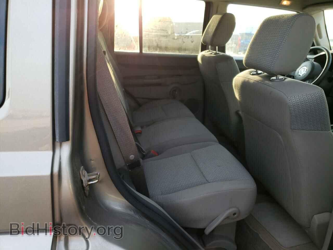 2006 JEEP COMMANDER - VIN: 1J8HG48N86C246817 - Photo 10