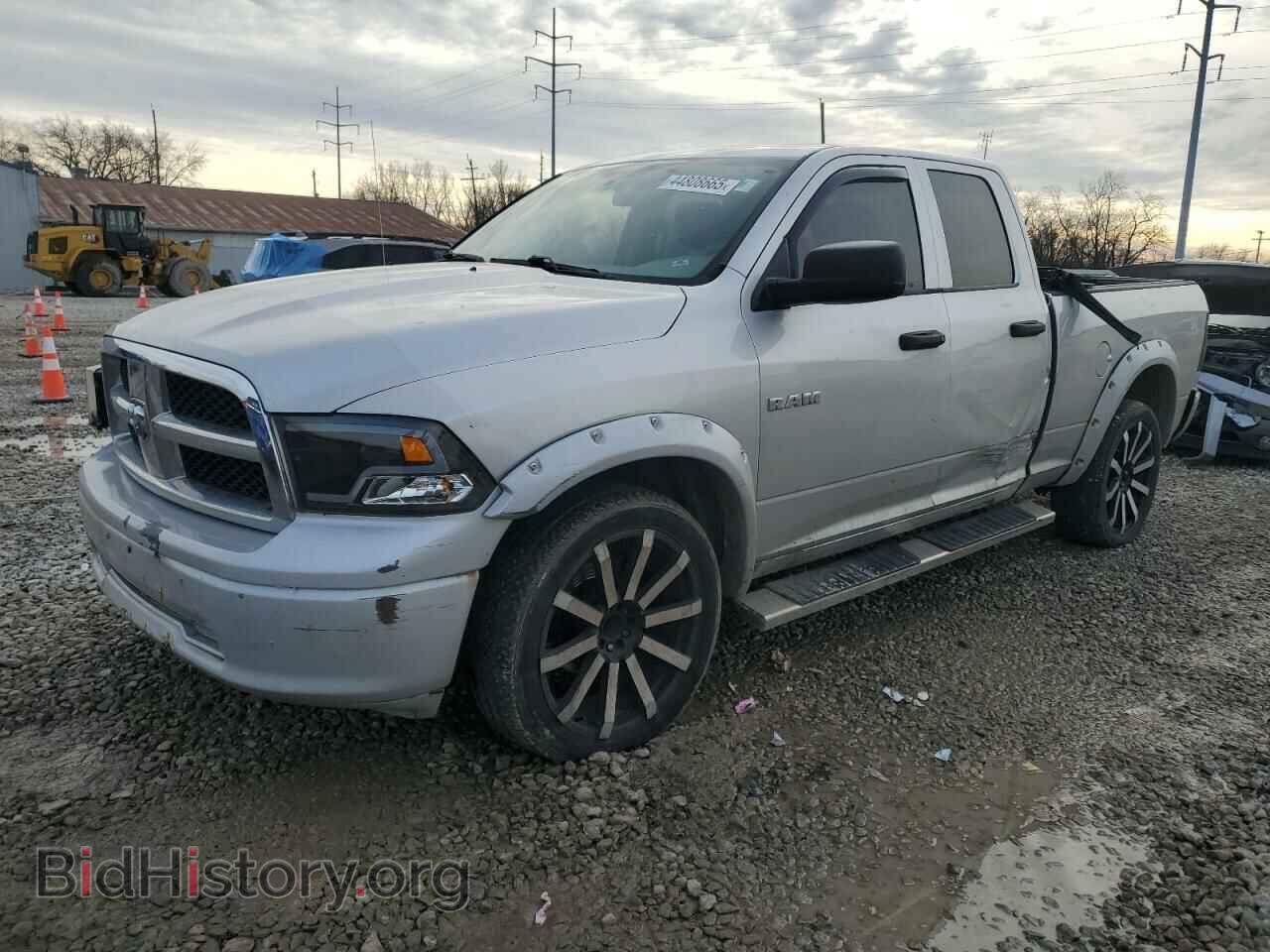 Photo 1D3HB18K69S745966 - DODGE All Models 2009