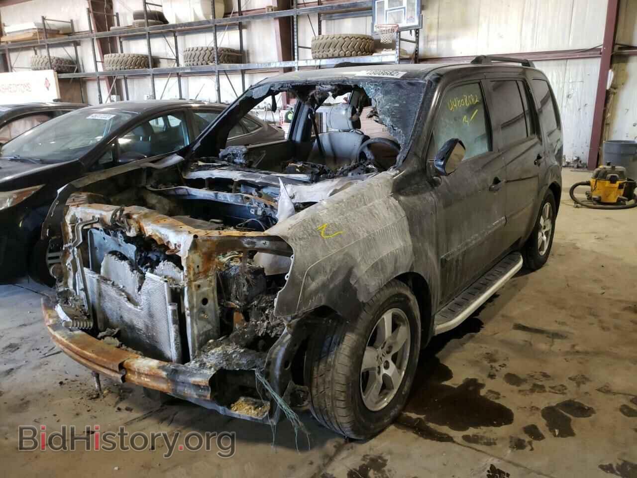 2011 HONDA PILOT - VIN: 5FNYF4H40BB073034 - Фото 2