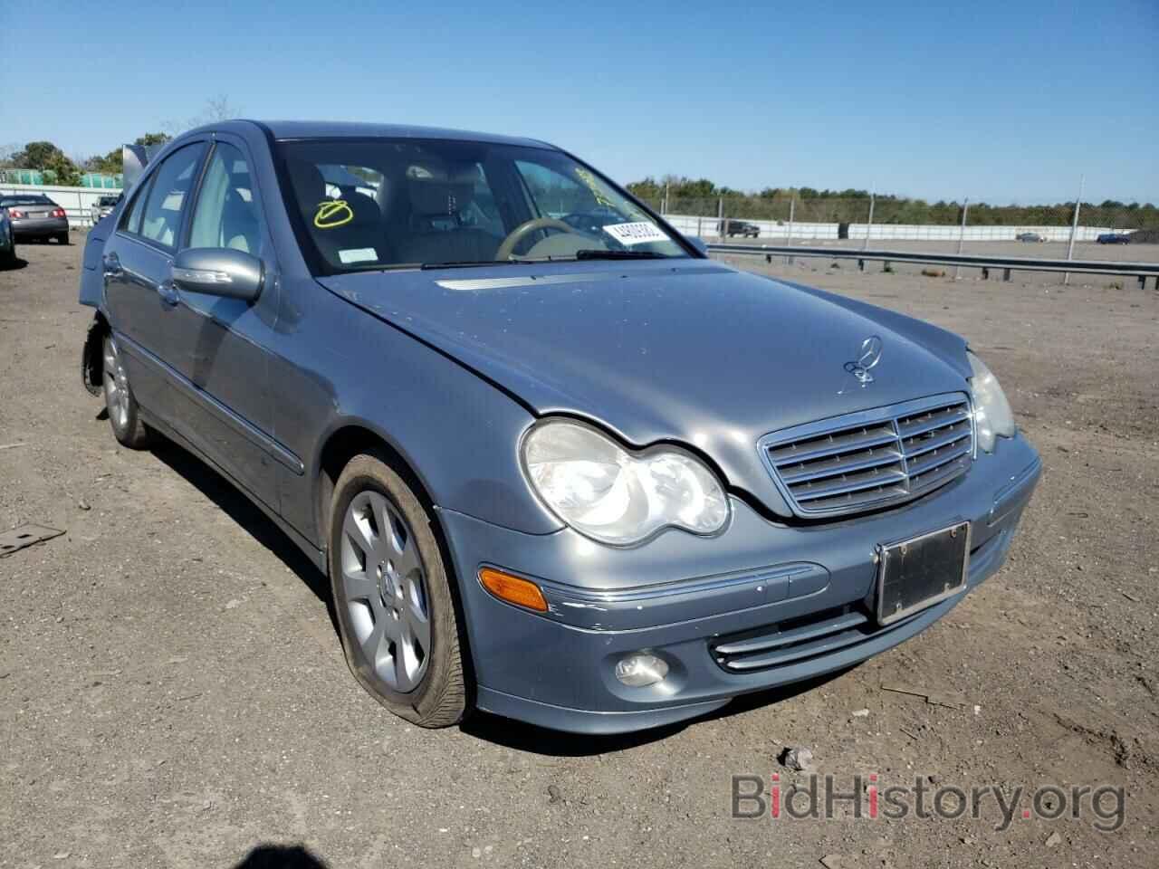 Photo WDBRF92H96F733083 - MERCEDES-BENZ C-CLASS 2006