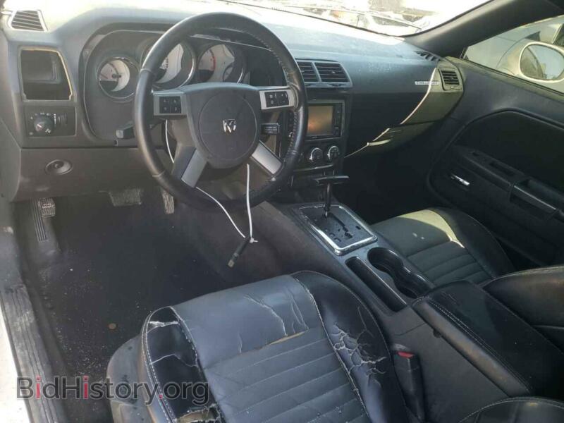 2009 Dodge CHALLENGER (VIN 2B3LJ54T79H603615) — photo 8 of 12