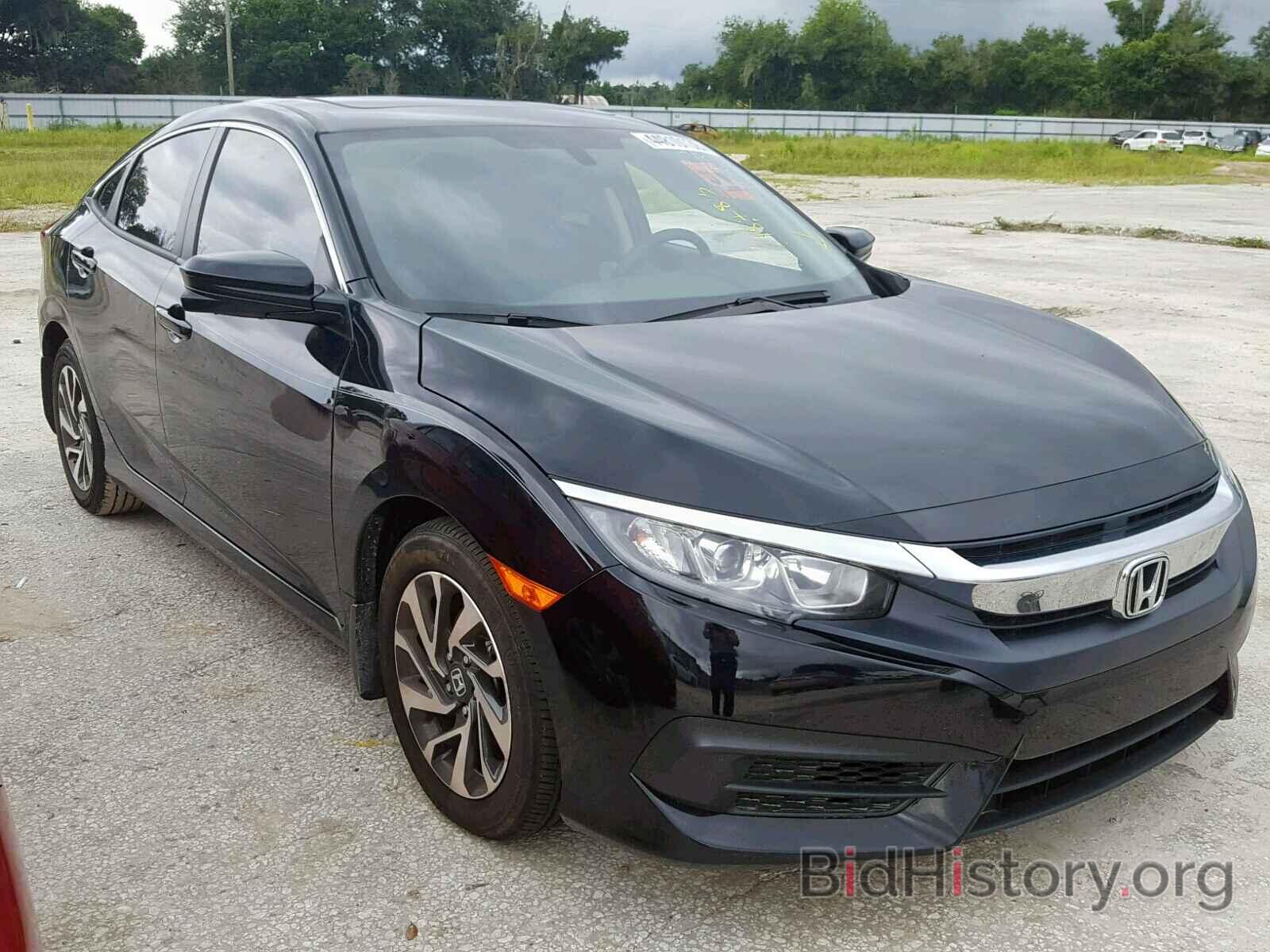 Photo 19XFC2F77JE001351 - HONDA CIVIC EX 2018