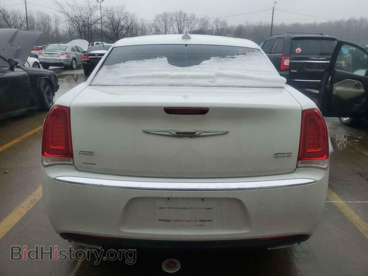 2016 CHRYSLER 300 - VIN: 2C3CCARG9GH112042 - Фото 6