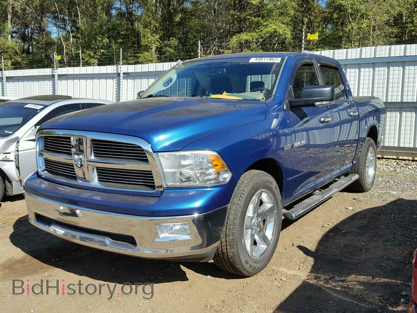 2010 DODGE RAM 1500 - VIN: 1D7RV1CT6AS211235 - Фото 2