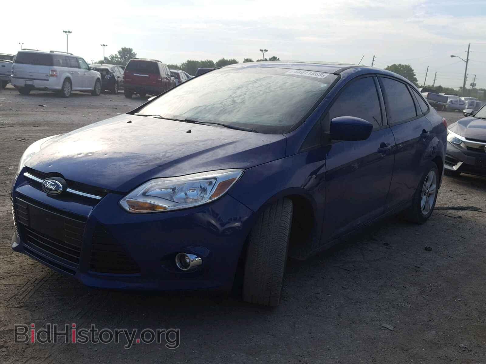 2012 Ford FOCUS (VIN 1FAHP3F24CL205483) — фото 2 из 10