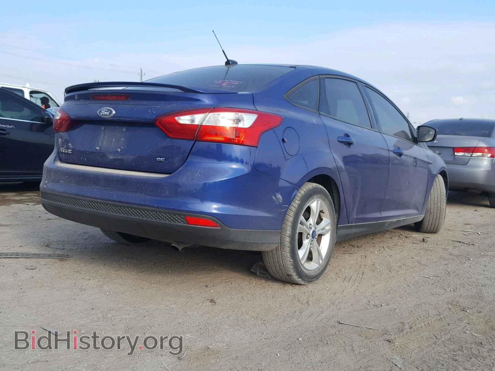 2012 Ford FOCUS (VIN 1FAHP3F24CL205483) — фото 4 из 10